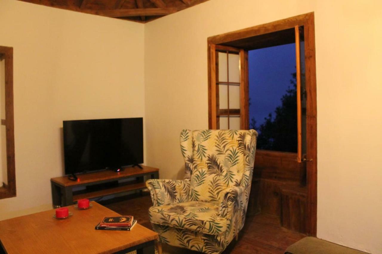 Casa Fita En El Cubo De La Galga Guest House Puntallana Ngoại thất bức ảnh